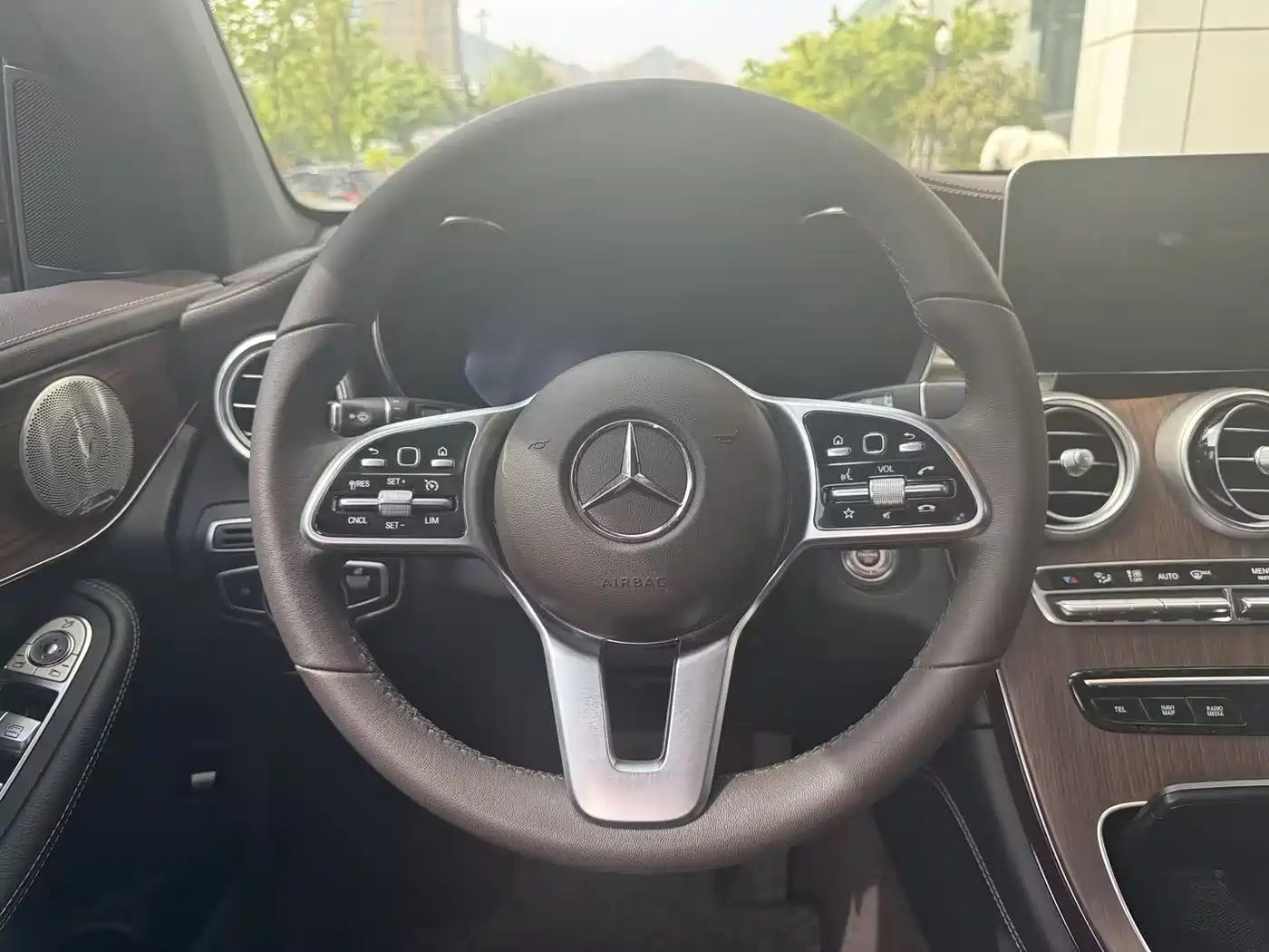 Mercedes-Benz GLC 2021 GLC 300 L 4MATIC Sporty фото 15