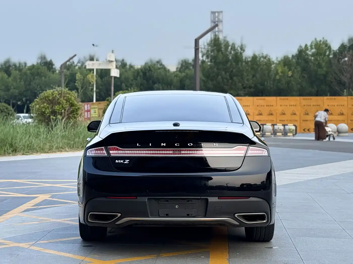 2021 Lincoln MKZ