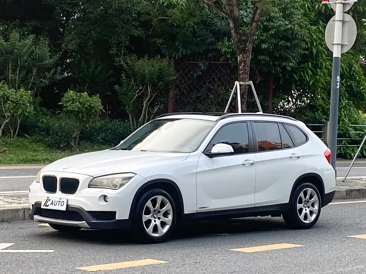 BMW X1 (Import) 2012 sDrive18i Luxury