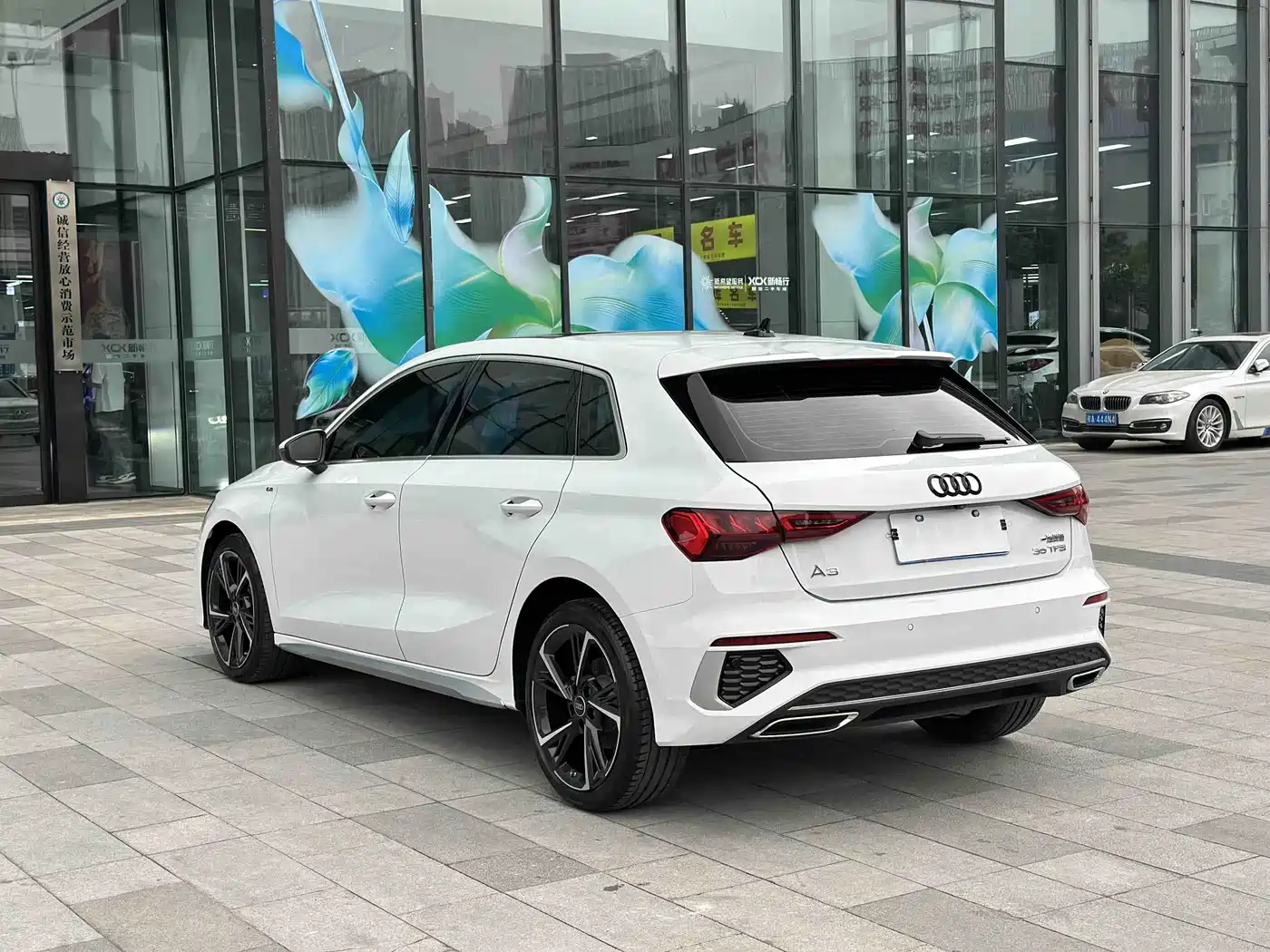 Audi A3 2023 Facelift Sportback 35 TFSI Fashion Sport фото 7