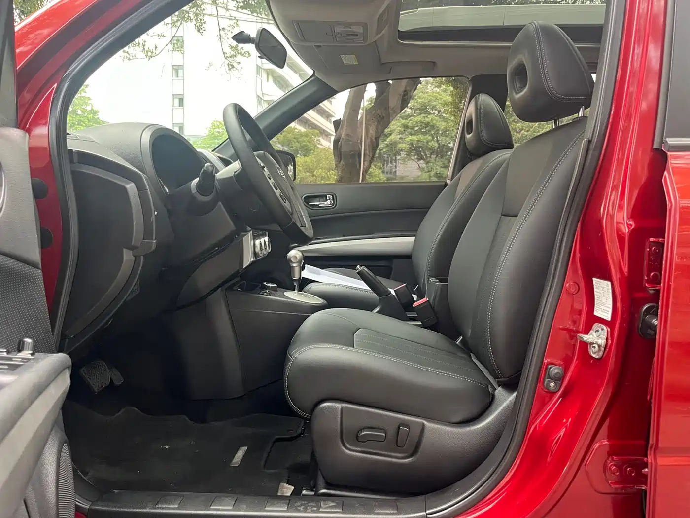 Фото 9 - Nissan X-Trail