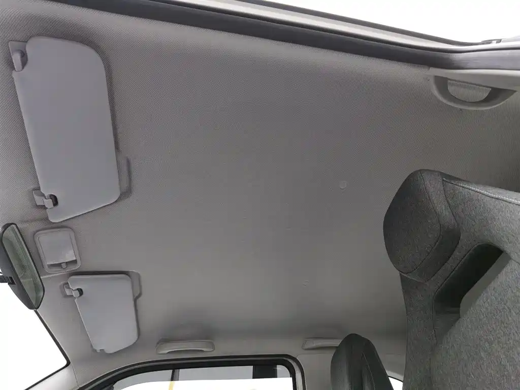 WULING AUTOMOBILE HONGGUANG MINIEV