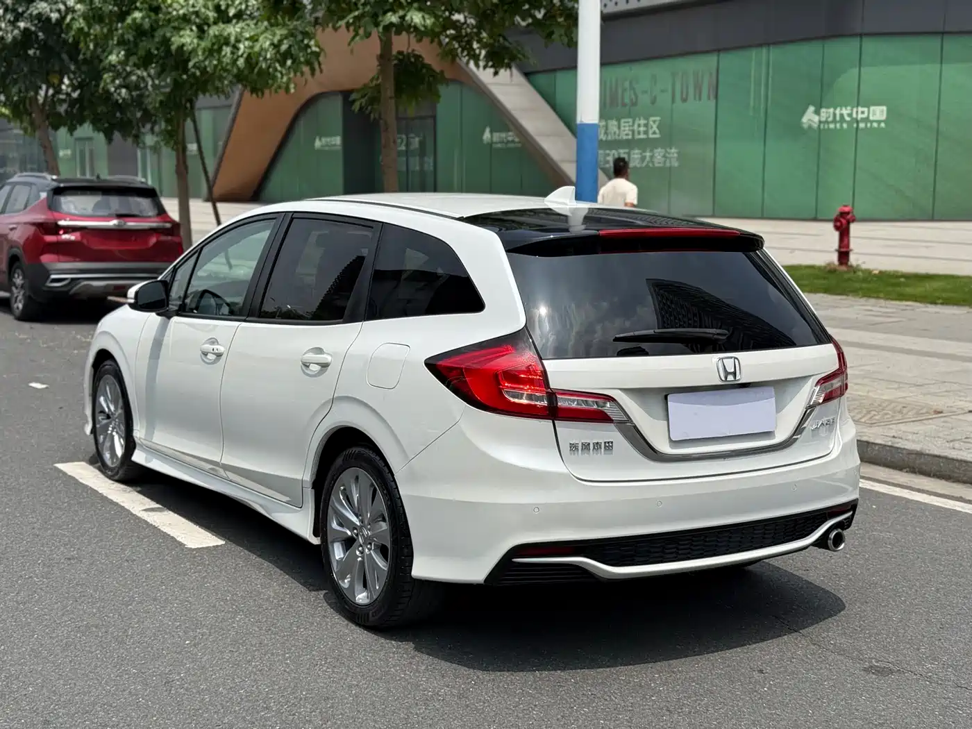 Honda Jade 2017 1.8L Automatic Comfort Edition 6-seater фото 6