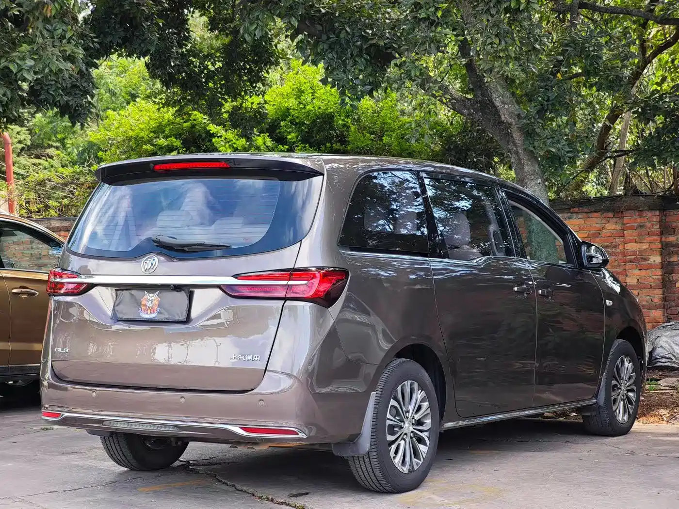 BUICK GL8