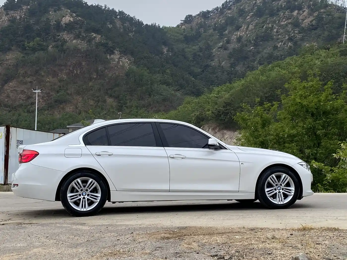 BMW 3 Series 2017 320Li Fashion фото 4