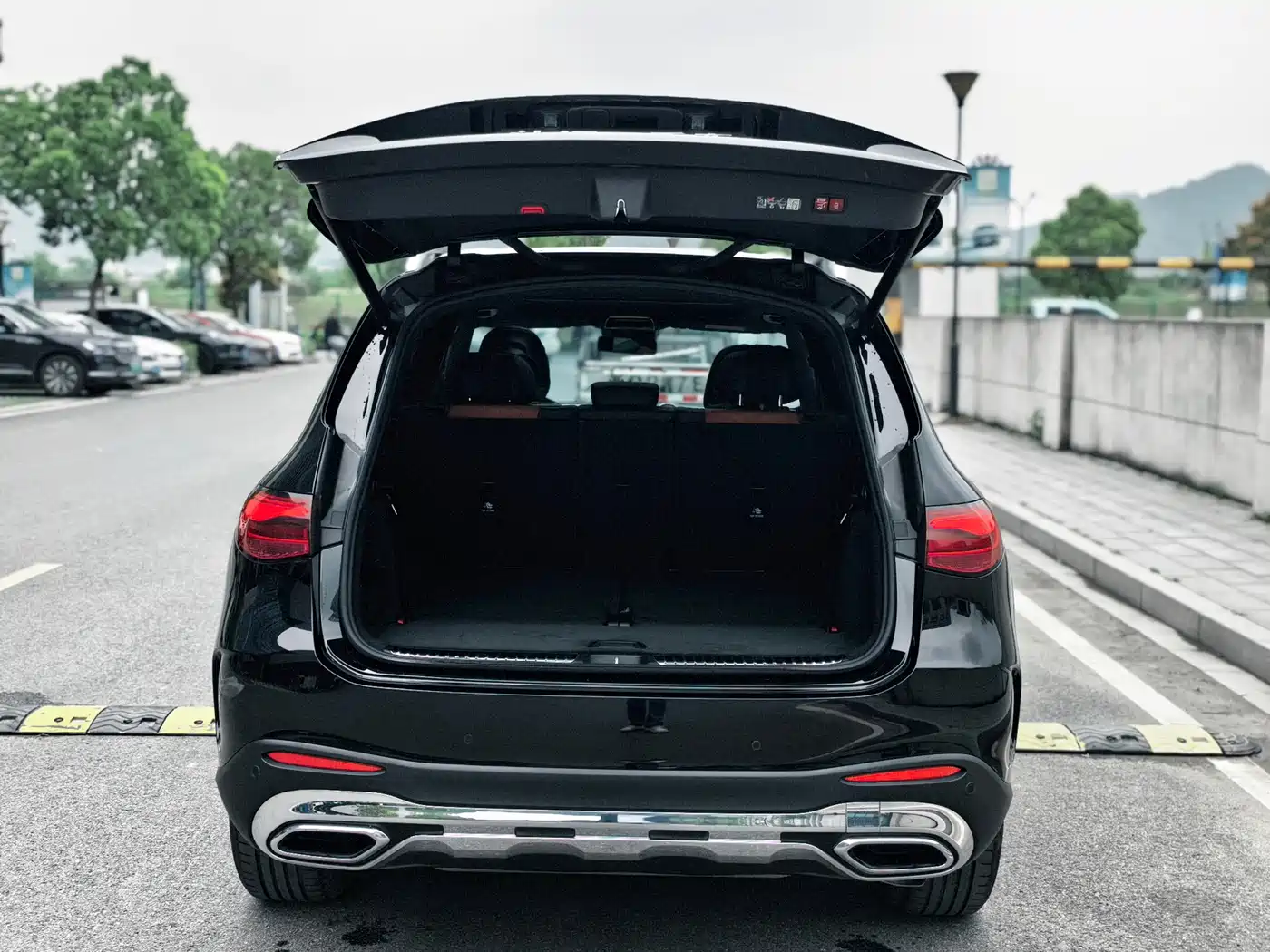 Mercedes-Benz GLC 2023 Facelift GLC 300 L 4MATIC Sport 7-Seater фото 8