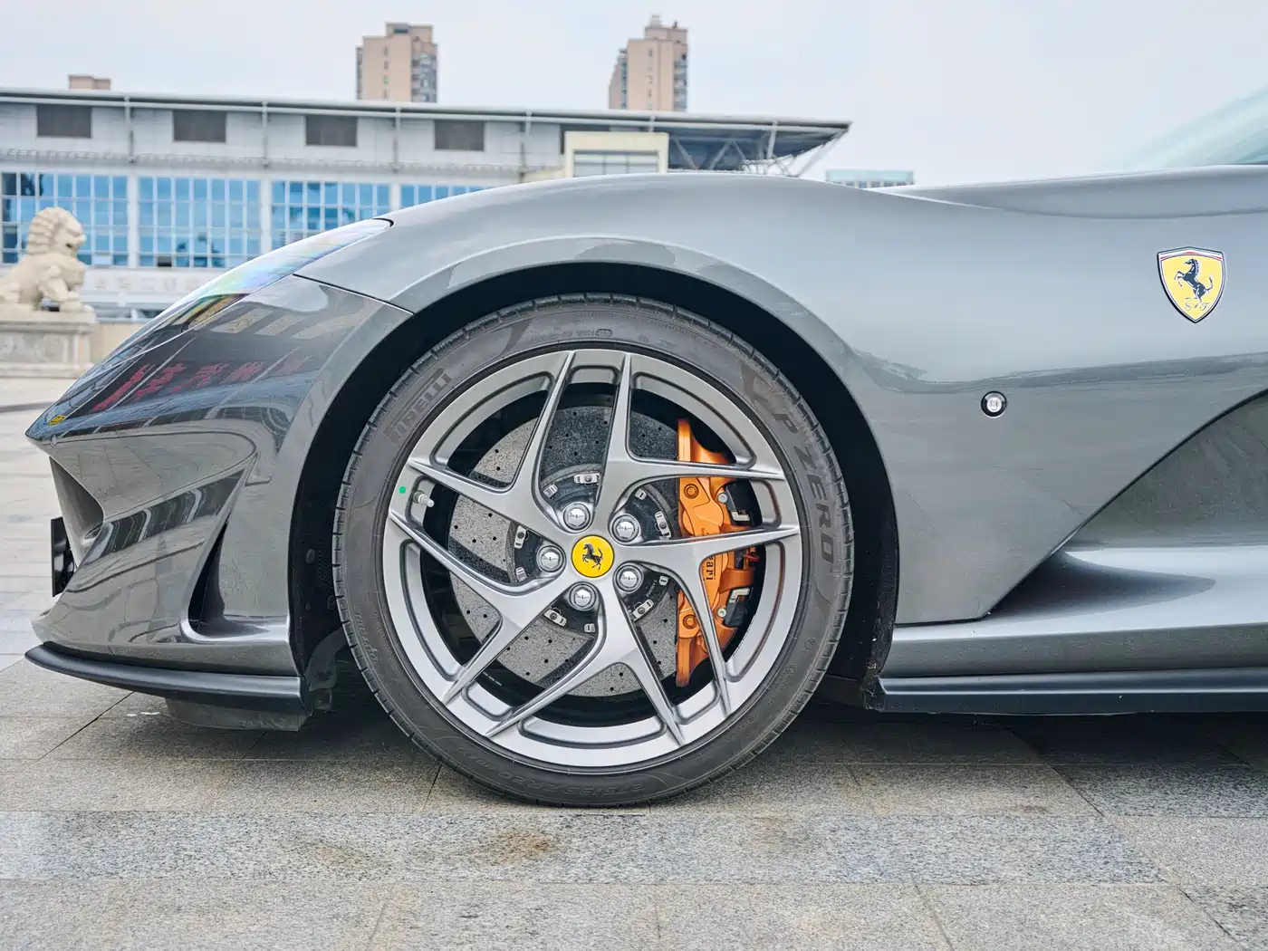 Ferrari 812 2019 2017 6.5L Superfast