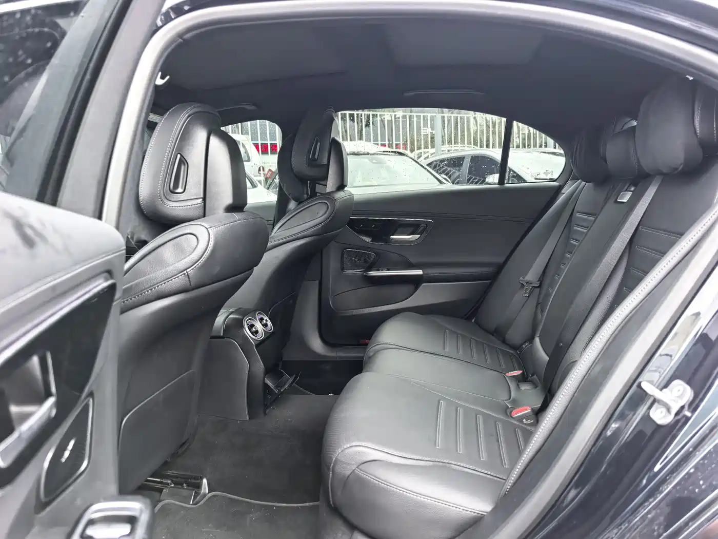 Mercedes-Benz C-Class 2025 C 260 L Sport Edition фото 10