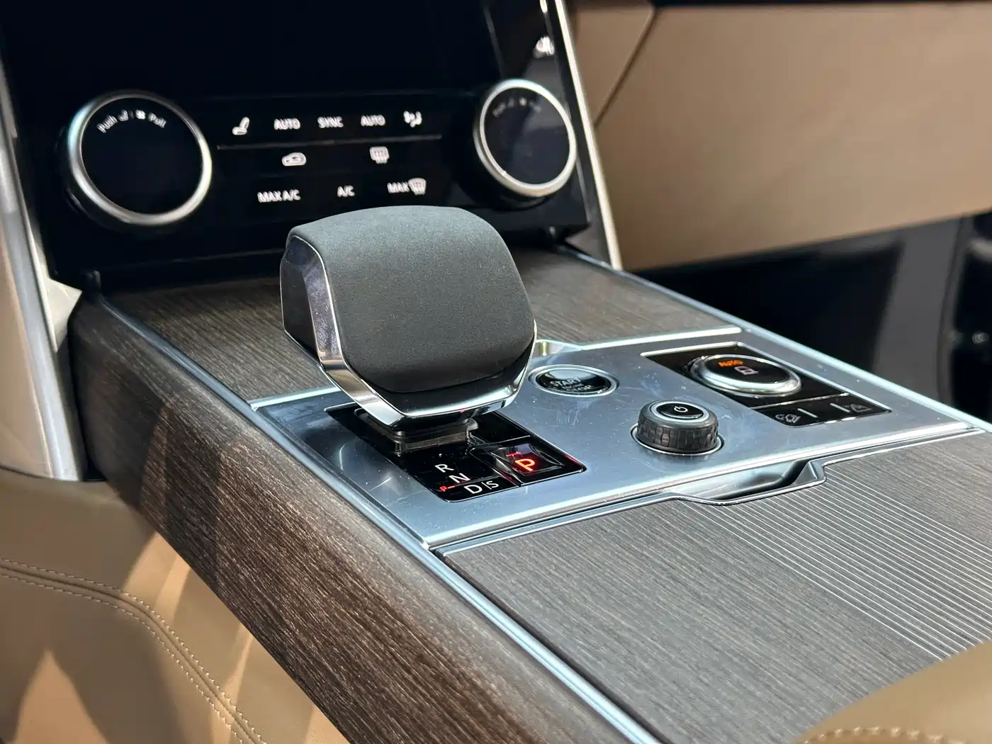 LAND ROVER RANGE ROVER