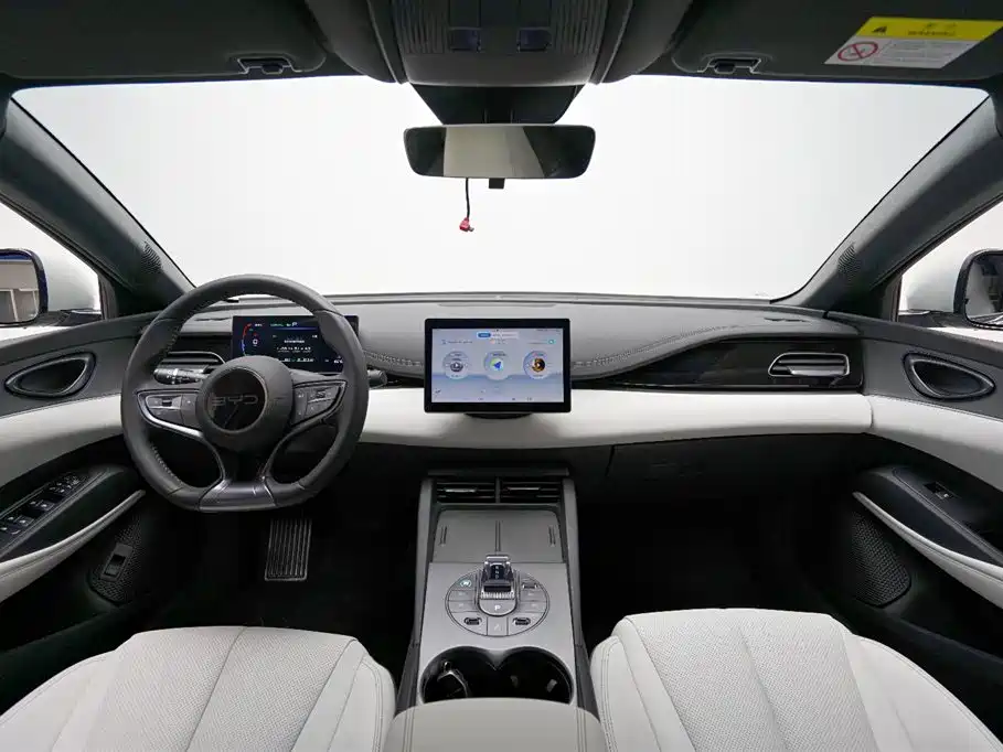 BYD SEAL 06 NEW ENERGY