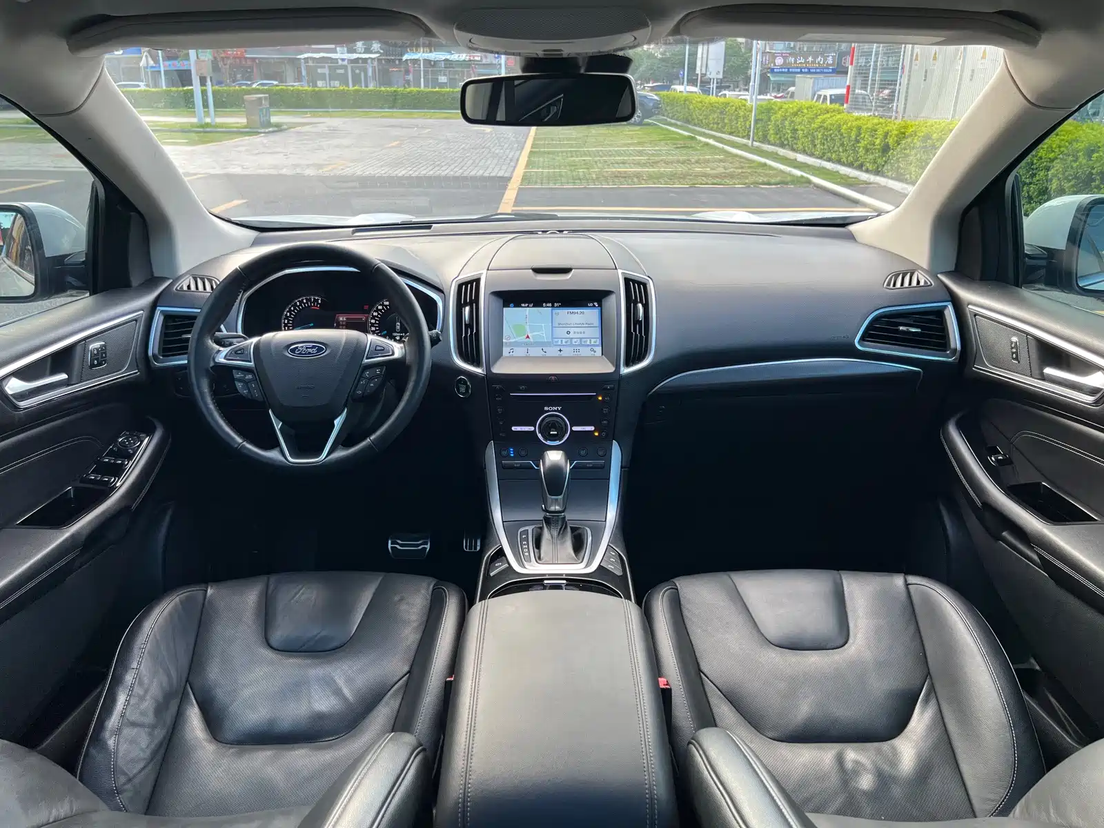 Фото 24 - Ford Edge