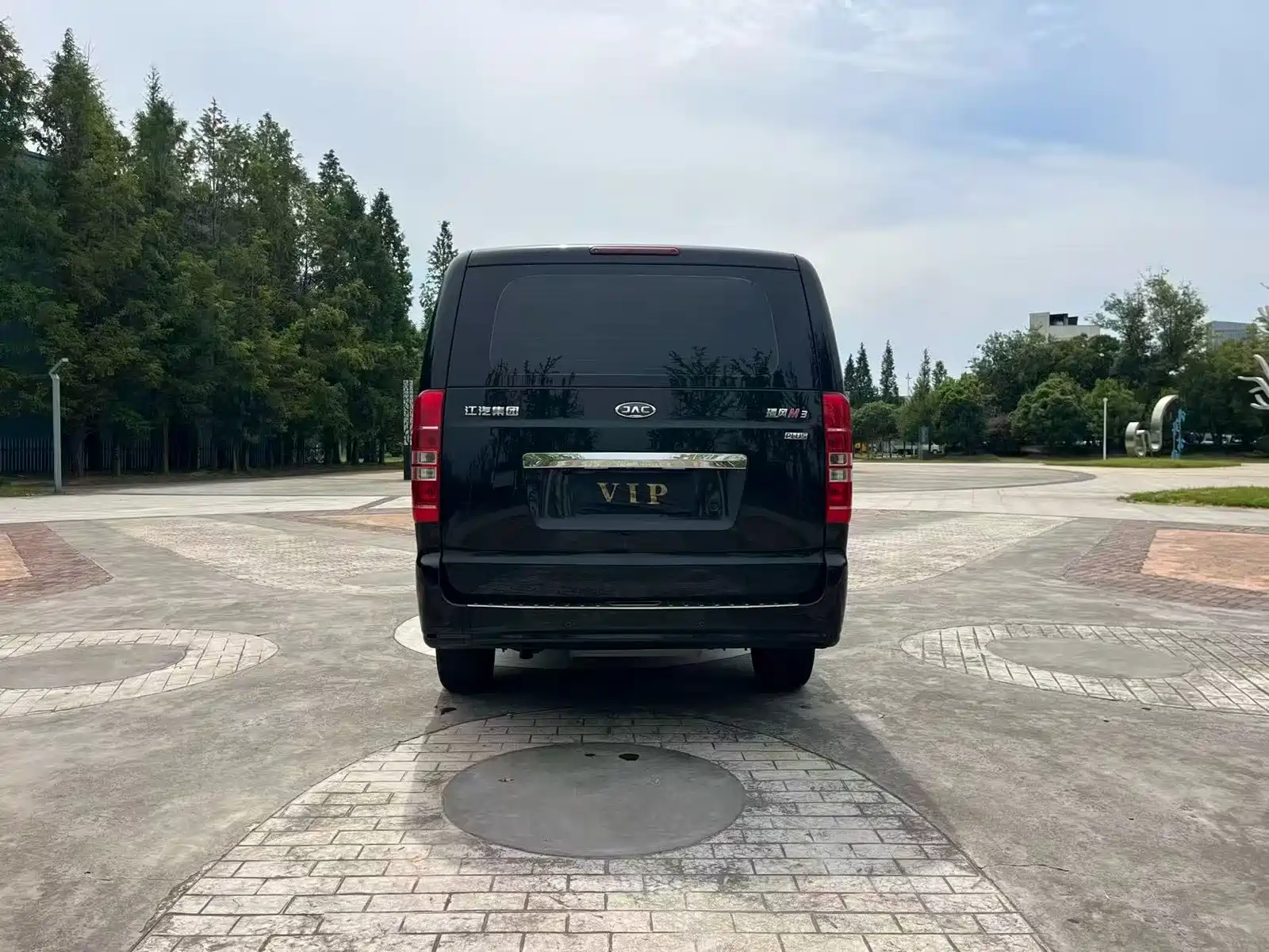Фото 8 - JAC Refine M3