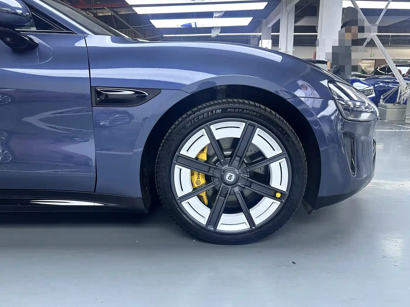 XIAOMI CAR XIAOMI SU7