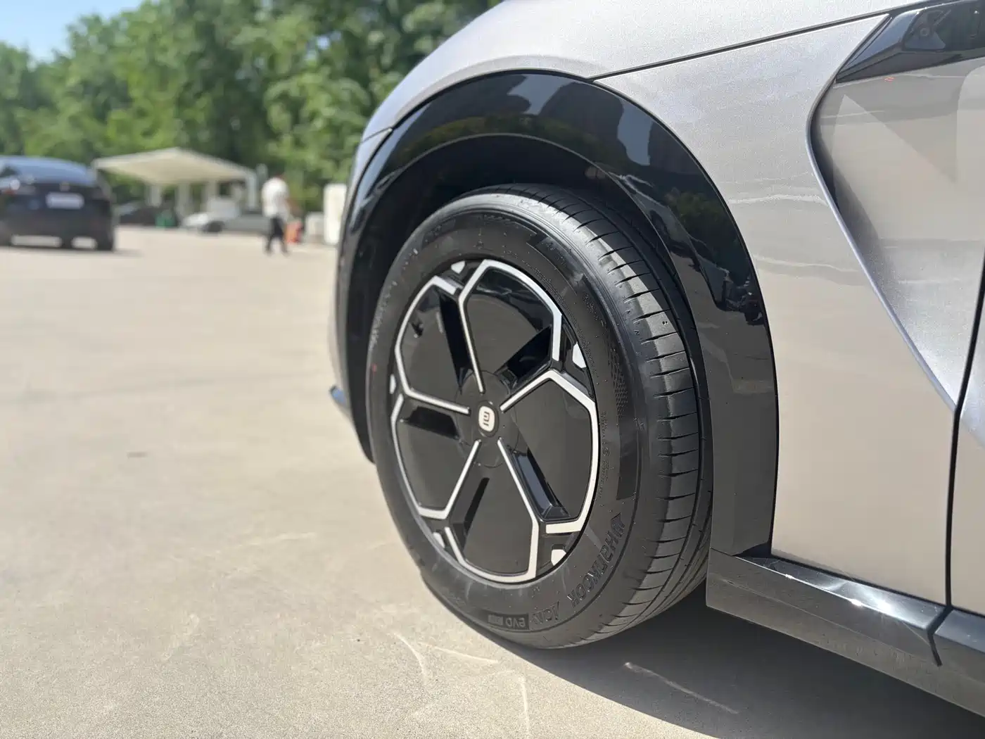 Xiaomi Auto Xiaomi YU7 2025 Extended Range AWD Pro фото 13