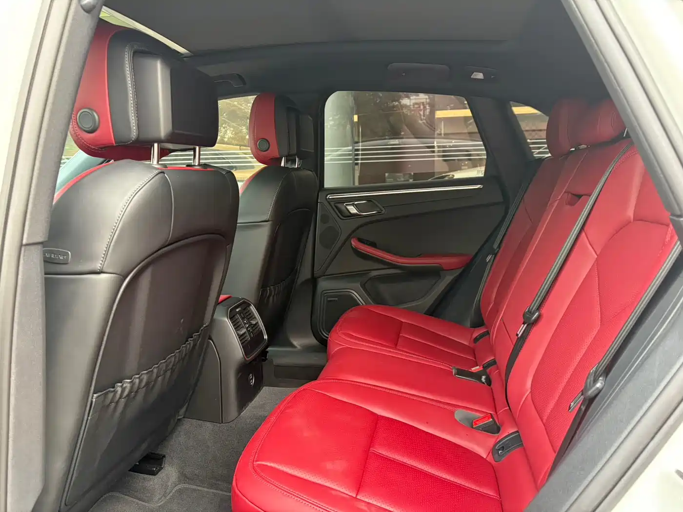 Porsche Macan 2023 Macan 2.0T фото 15
