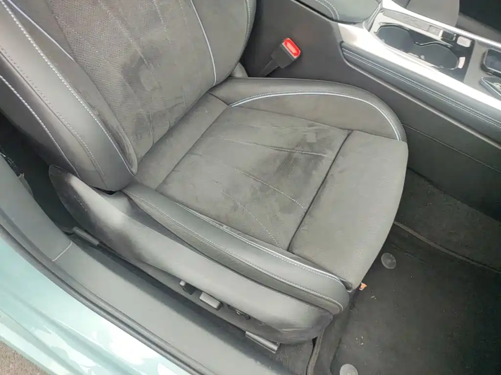 Photo 25 - Volkswagen Passat