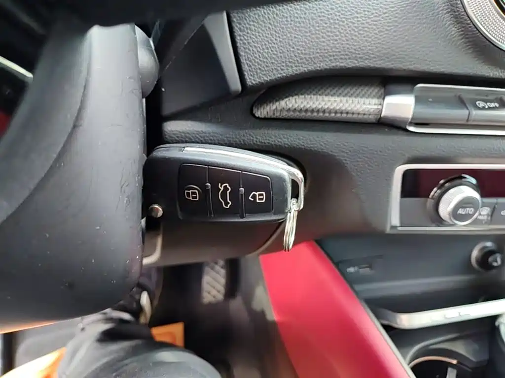 Audi A3 2018 30th Anniversary Sportback 35 TFSI Style фото 17
