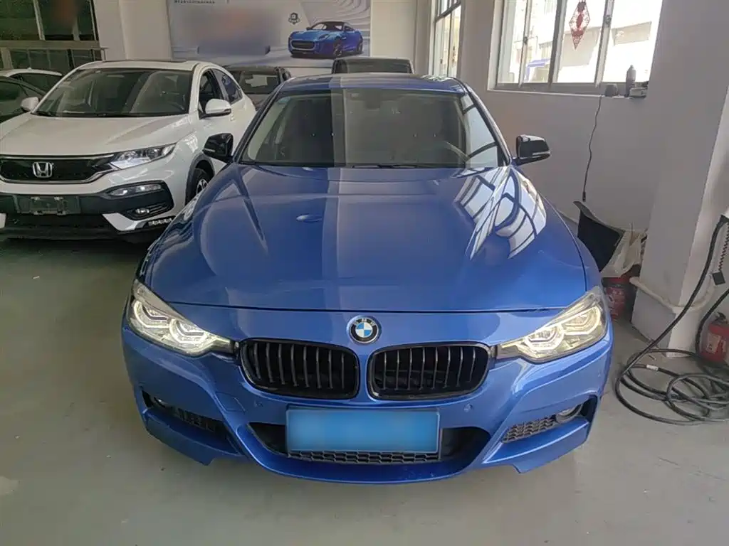BMW 3 Series 2018 320Li M Sport Black Night Edition фото 3