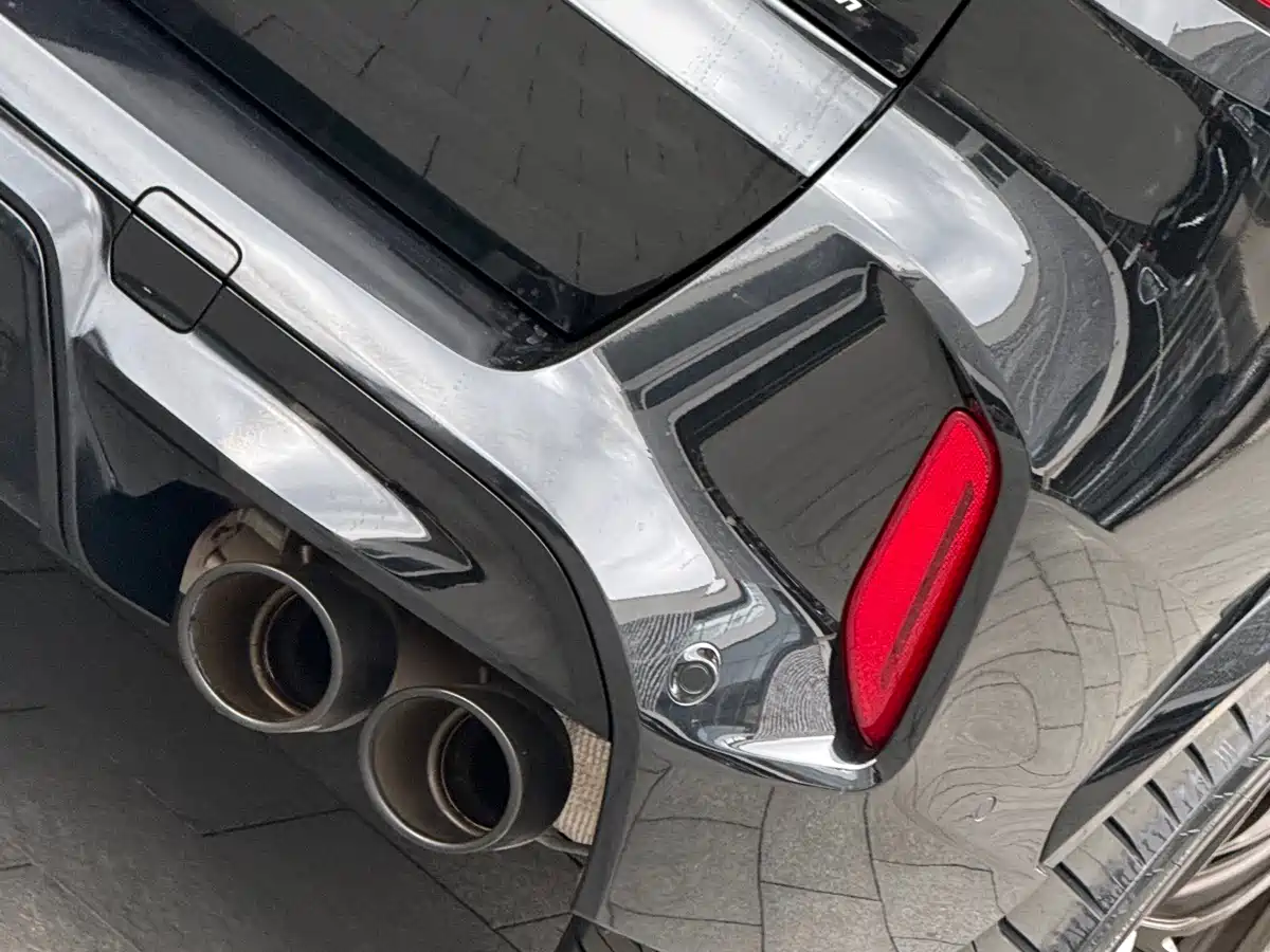 BMW X5 M 2023 Model X5 M Thunder Edition фото 17
