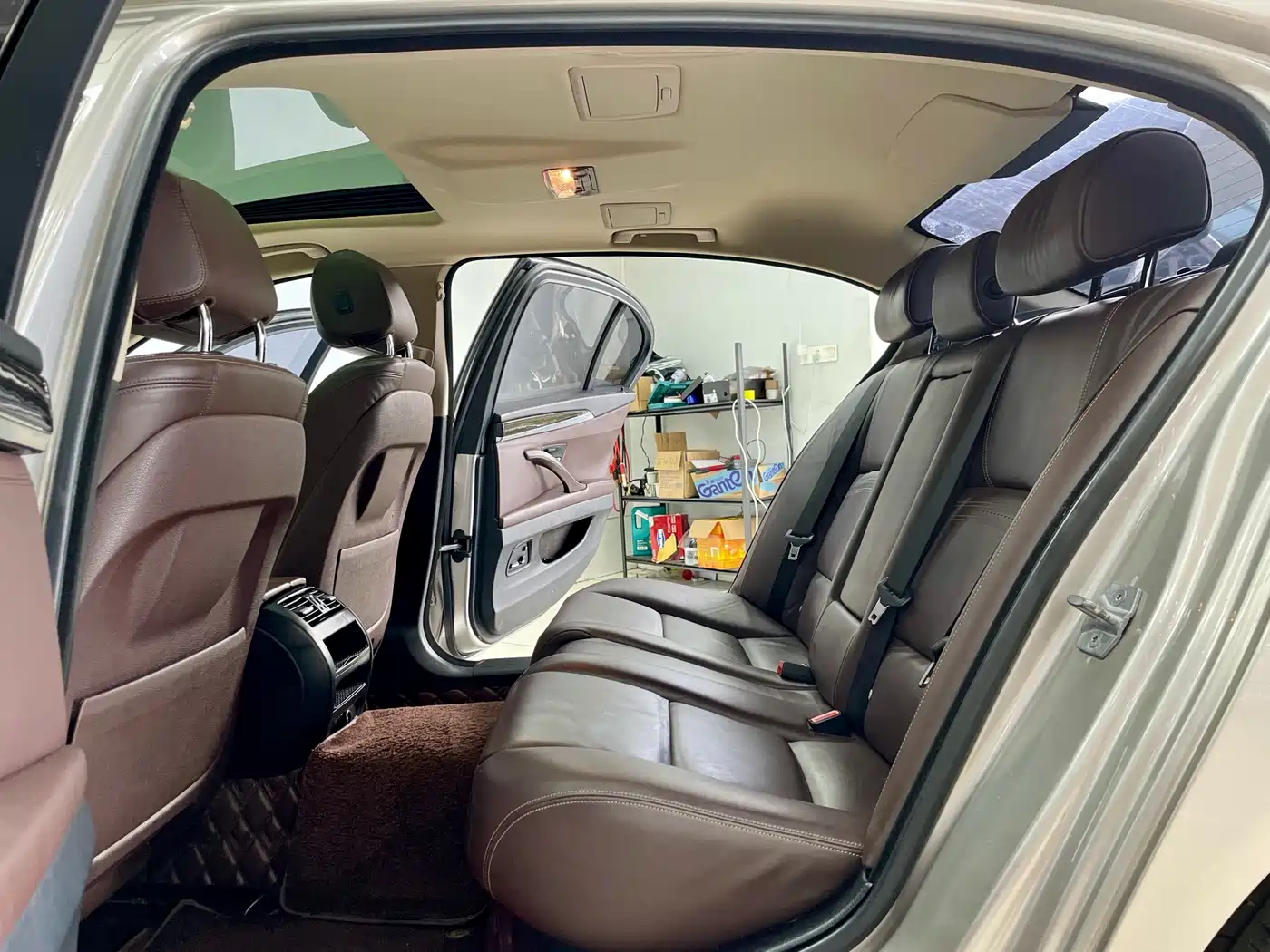 BMW 5 Series 2014 525Li Luxury Design Package фото 8