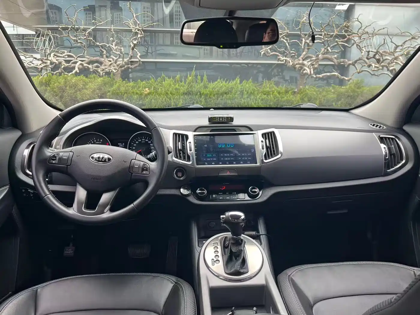 Kia Sportage 2016 2.0L Automatic 2WD DLX фото 8