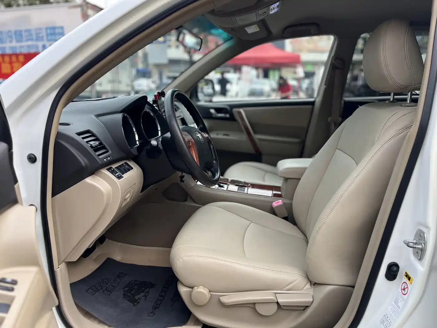 Фото 5 - Toyota Highlander