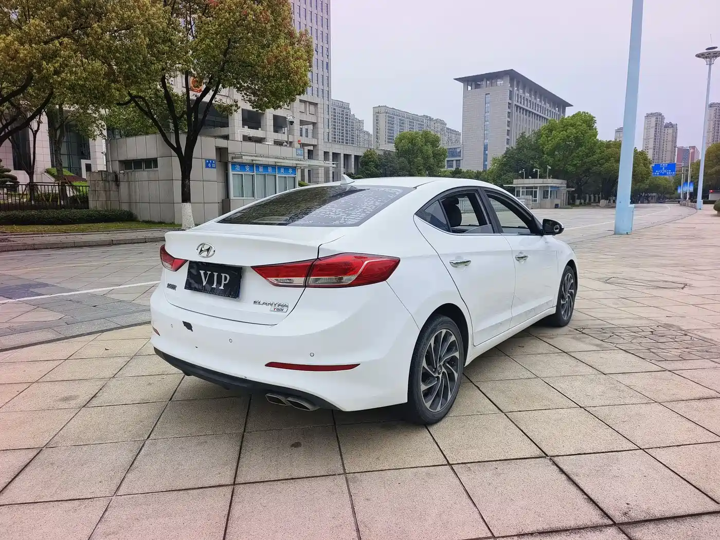 HYUNDAI LEAD