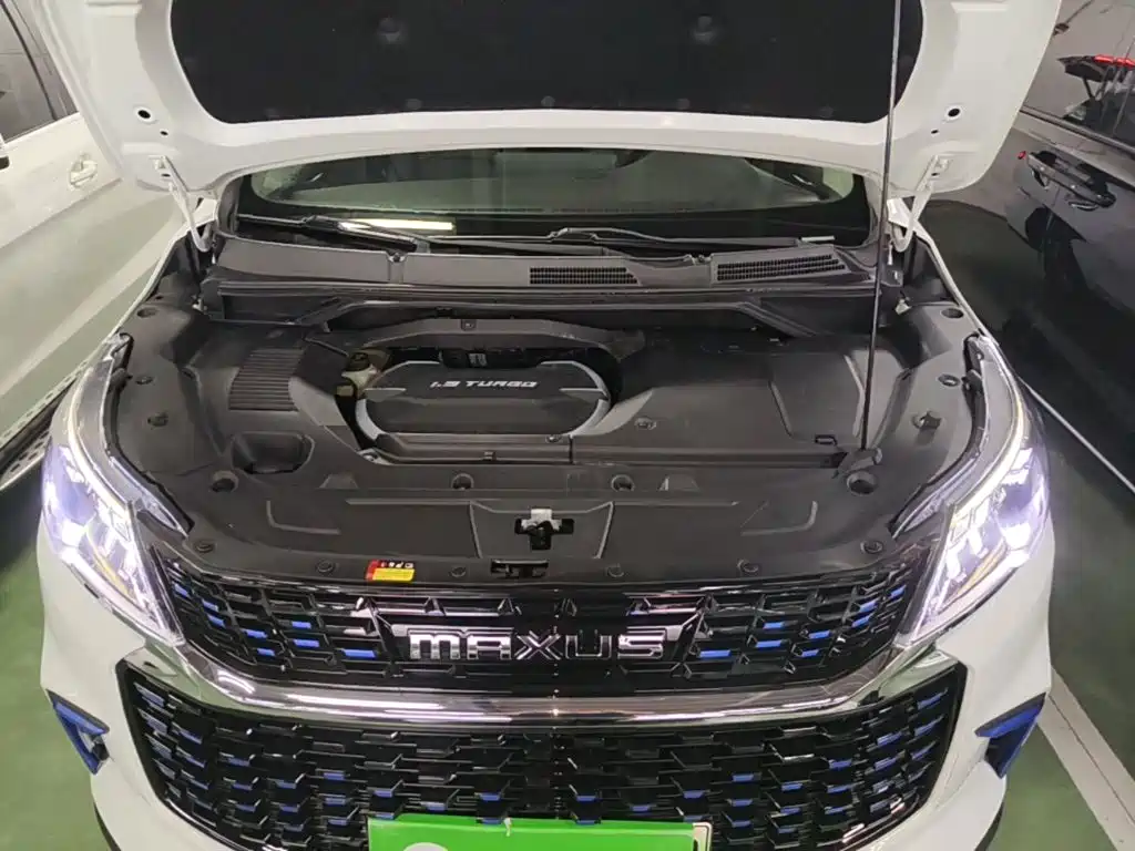 SAIC Maxus EUNIQ 5 2021 2020 1.3T PLUG IN Luxury Edition