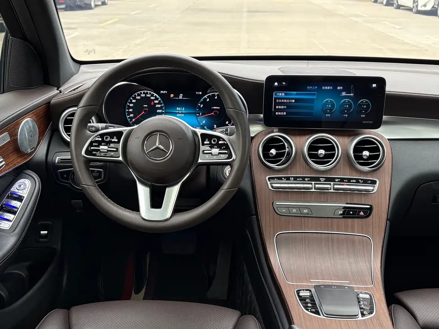 Mercedes-Benz GLC 2020 GLC 300 L 4MATIC Luxury фото 8