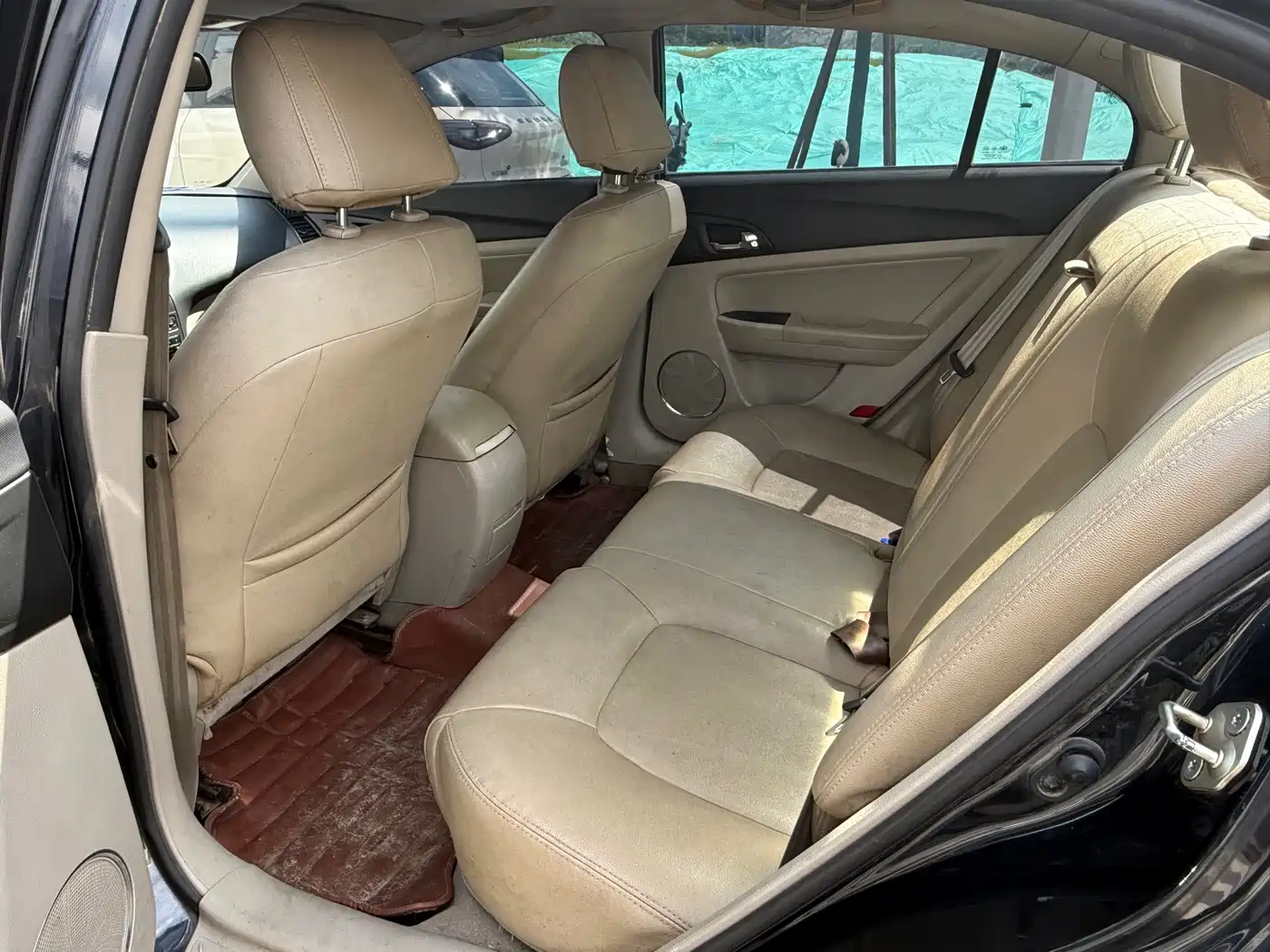 Besturn B50 2015 2013 1.6L Automatic Luxury