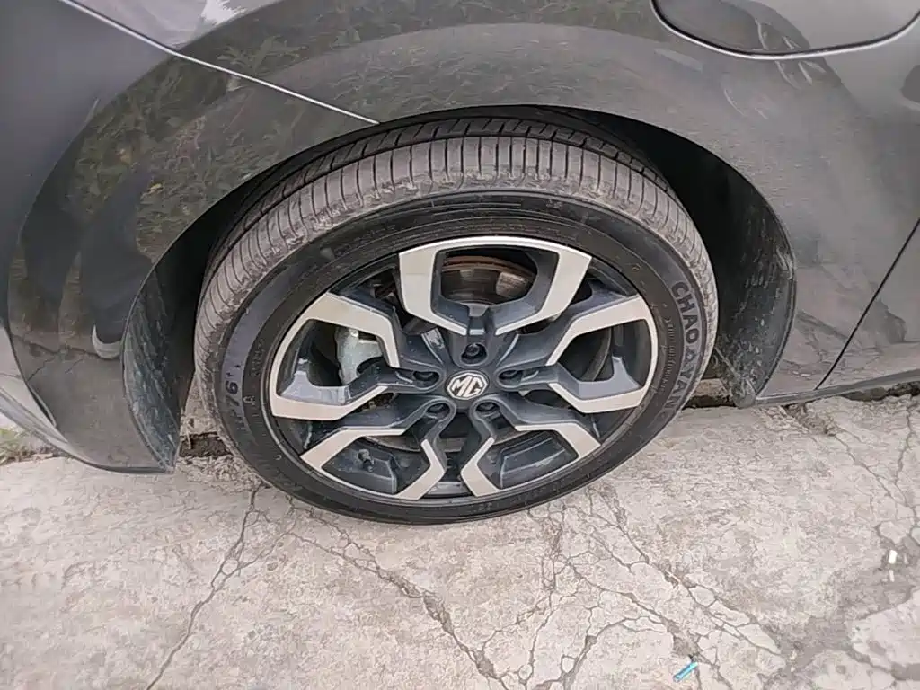 MG MG4 EV 2025 2025 Base Model