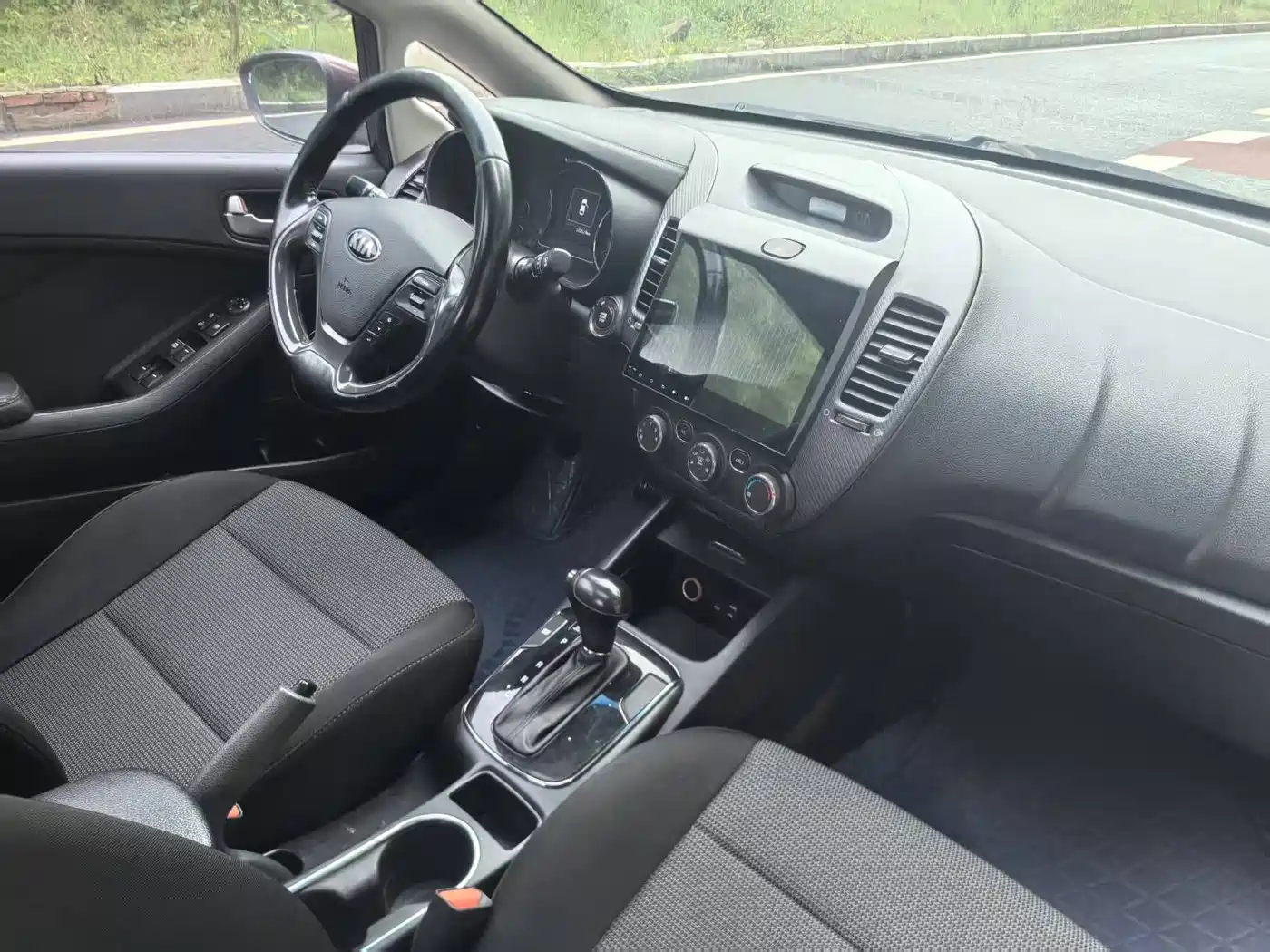Kia K3 2016 1.6L Automatic GLS фото 11