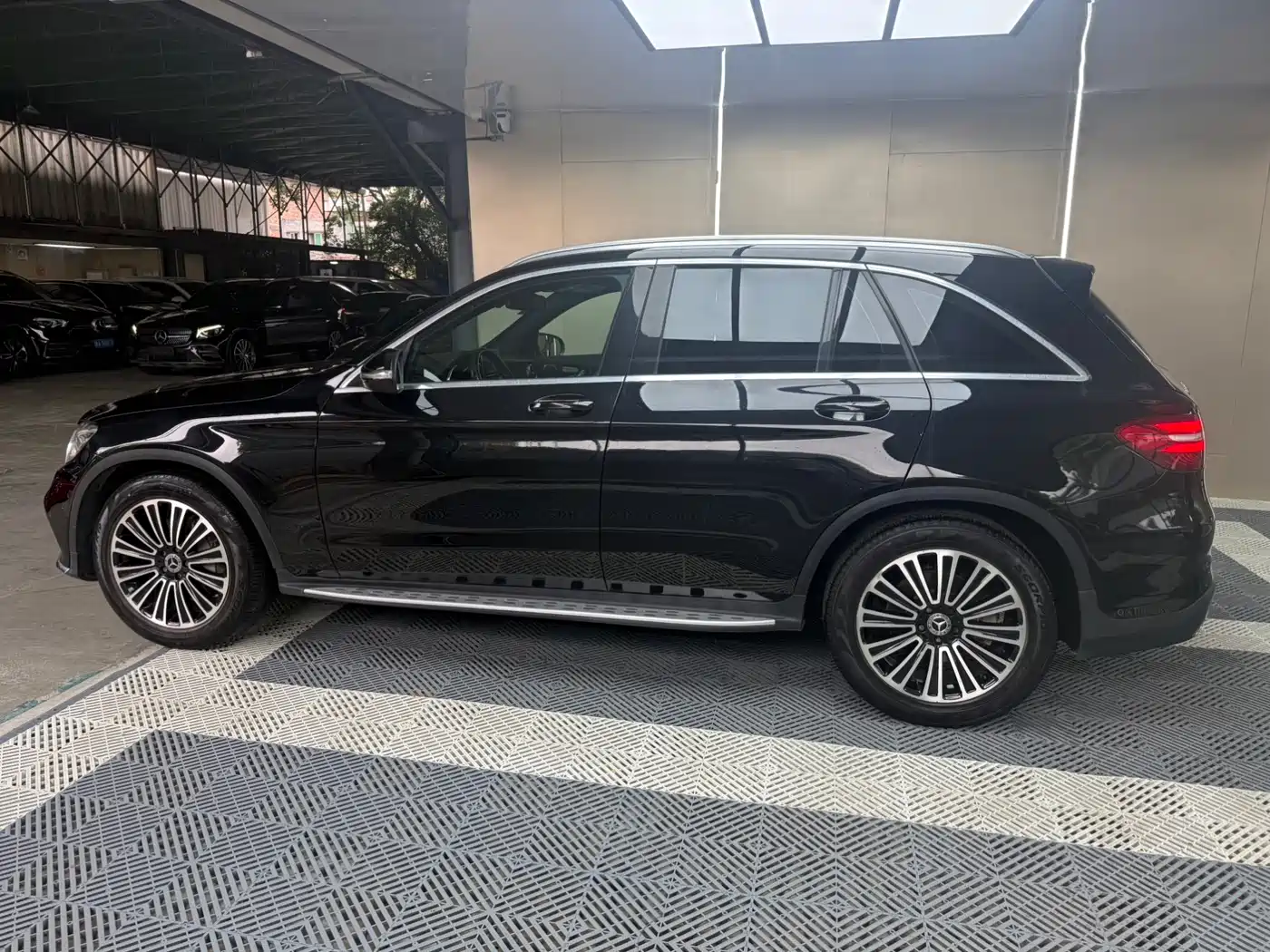 Mercedes-Benz GLC 2018 GLC 260 4MATIC Dynamic фото 10
