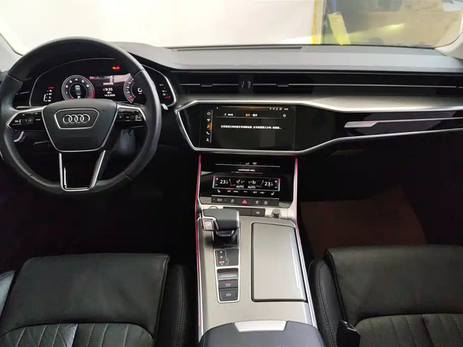 Audi A6L 2021 45 TFSI Exclusive Elegance фото 12
