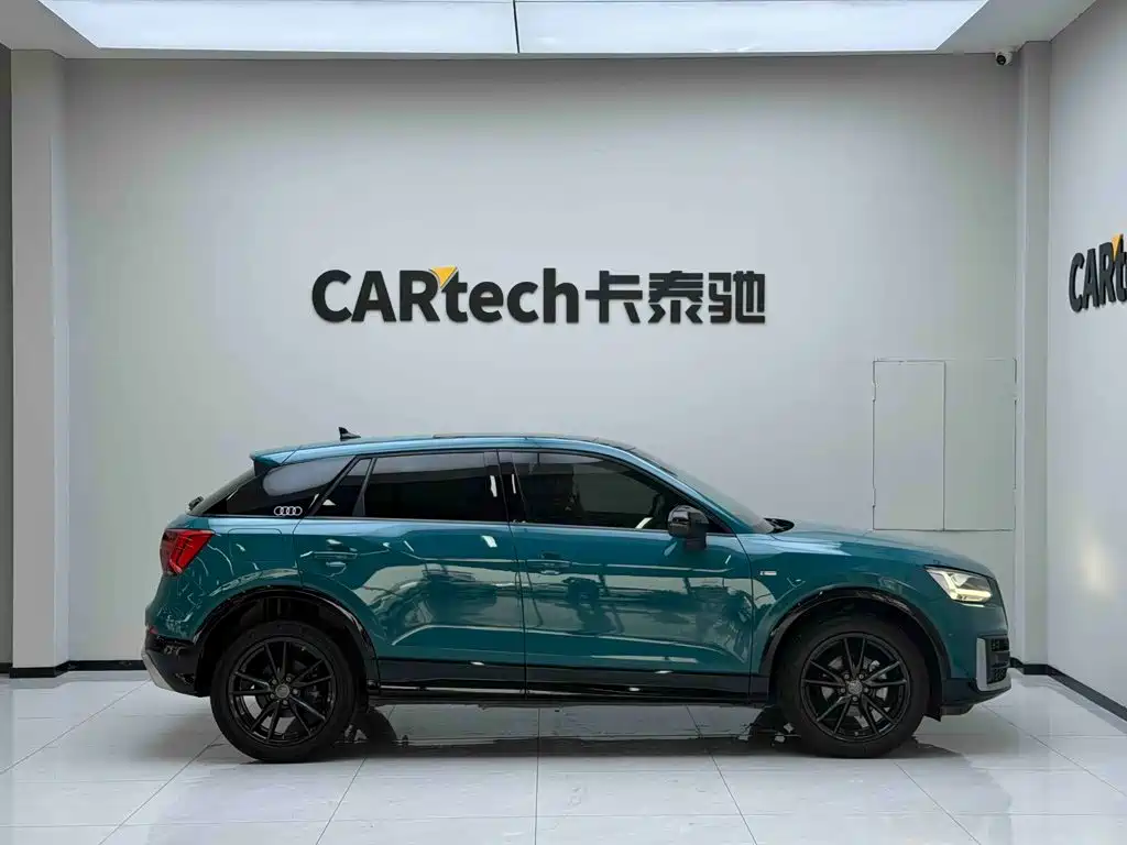 Audi Q2L 2019 2018 35 TFSI Launch Exclusive Edition China VI