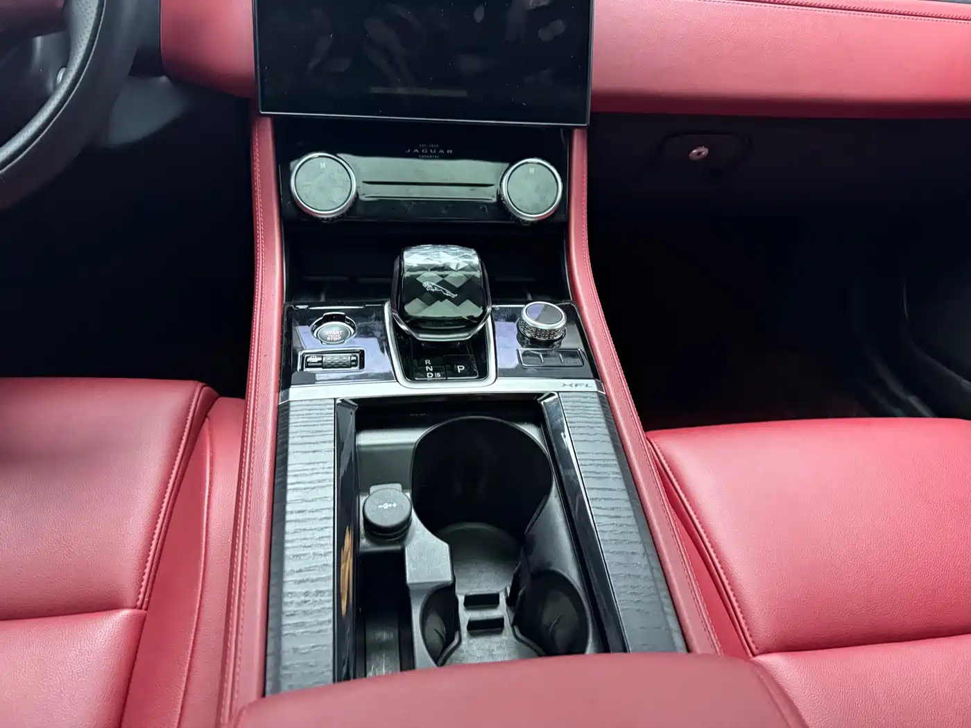 JAGUAR XFL