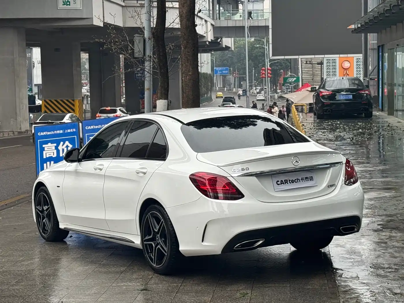 MERCEDES-BENZ C CLASS