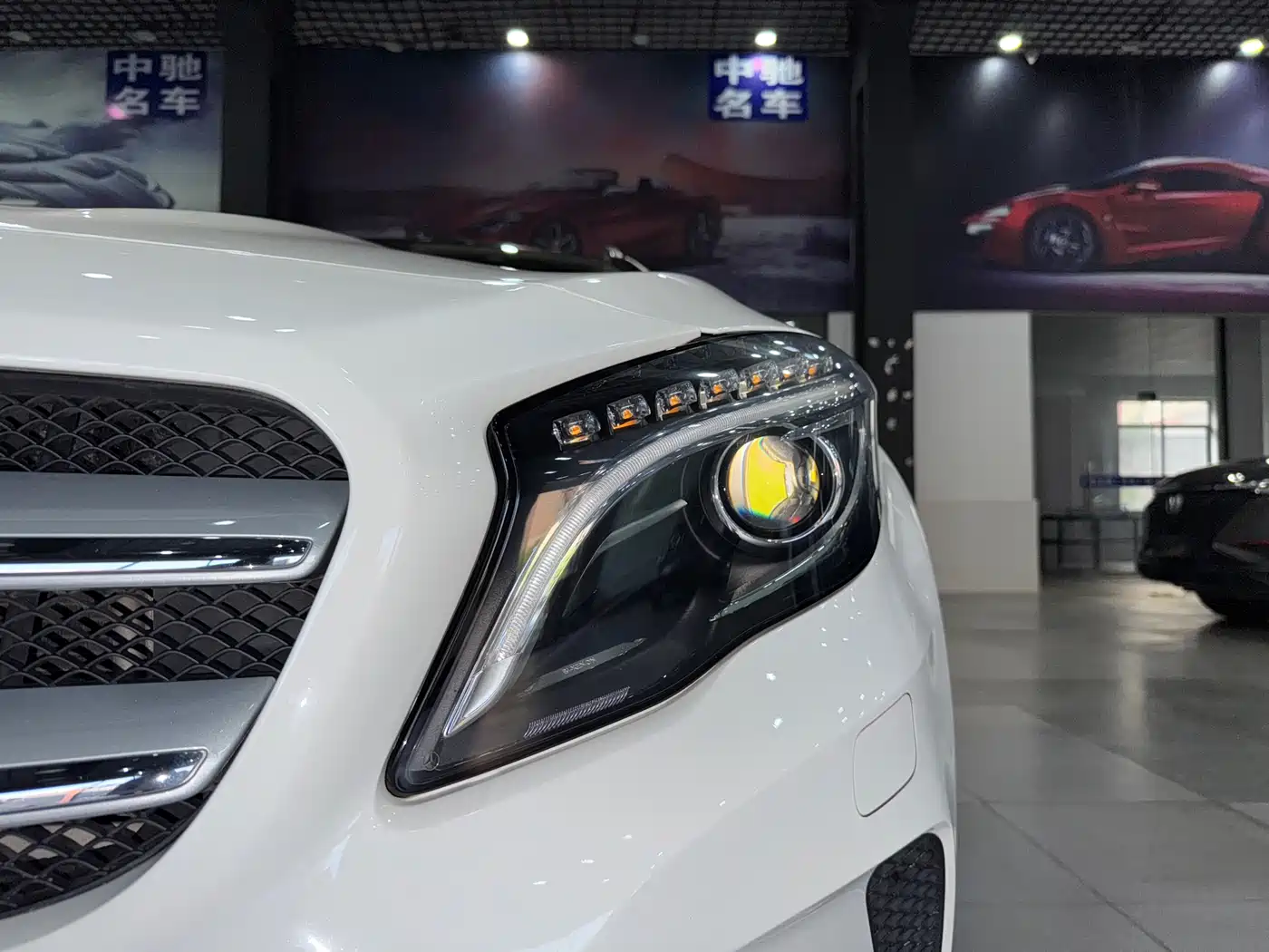 Mercedes-Benz GLA 2016 GLA 220 4MATIC Fashion фото 20