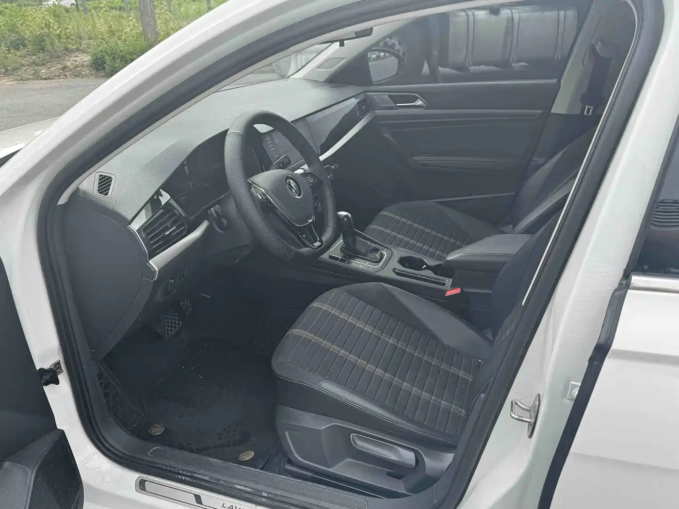 Volkswagen Lavida 2021 280TSI DSG Comfort Edition фото 4
