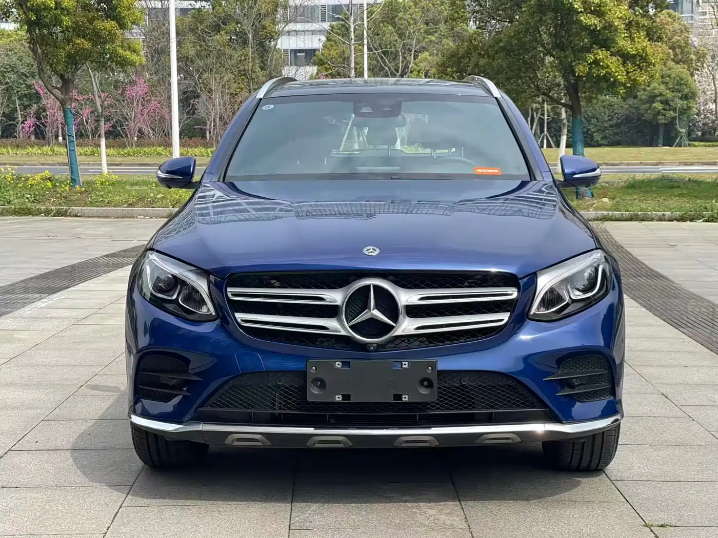 Mercedes-Benz GLC 2019 GLC 260 L 4MATIC Luxury фото 2