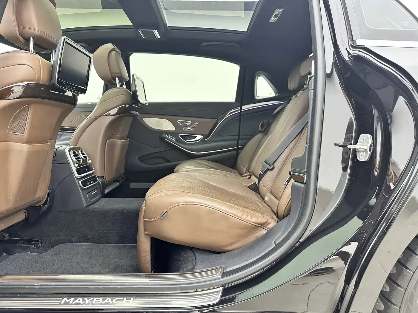 Mercedes-Benz Maybach S-Class 2016 S 400 4MATIC фото 8