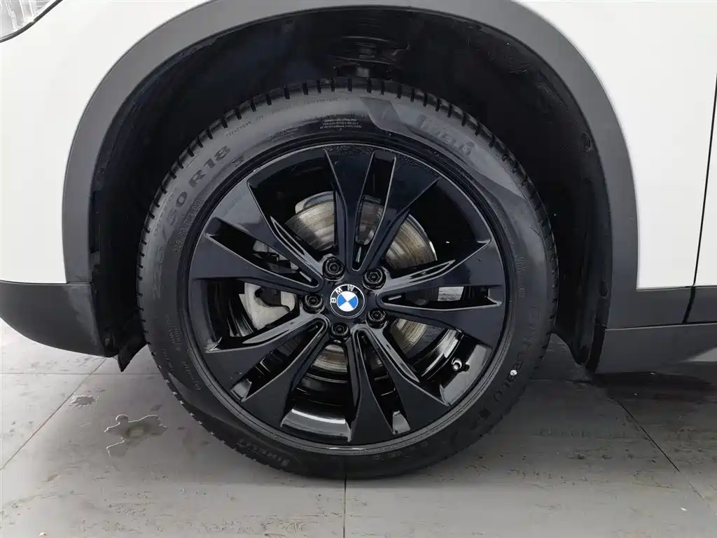 BMW X1 2021 sDrive20Li Fashion фото 17
