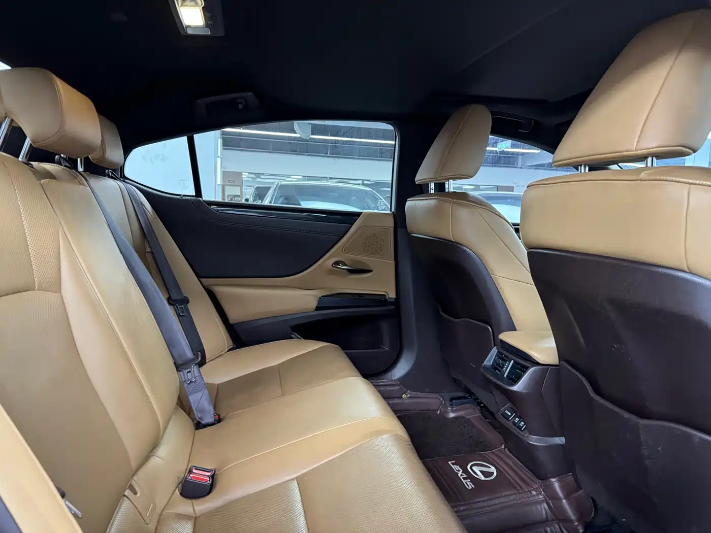 Lexus ES 2018 200 Excellence Edition China V фото 13