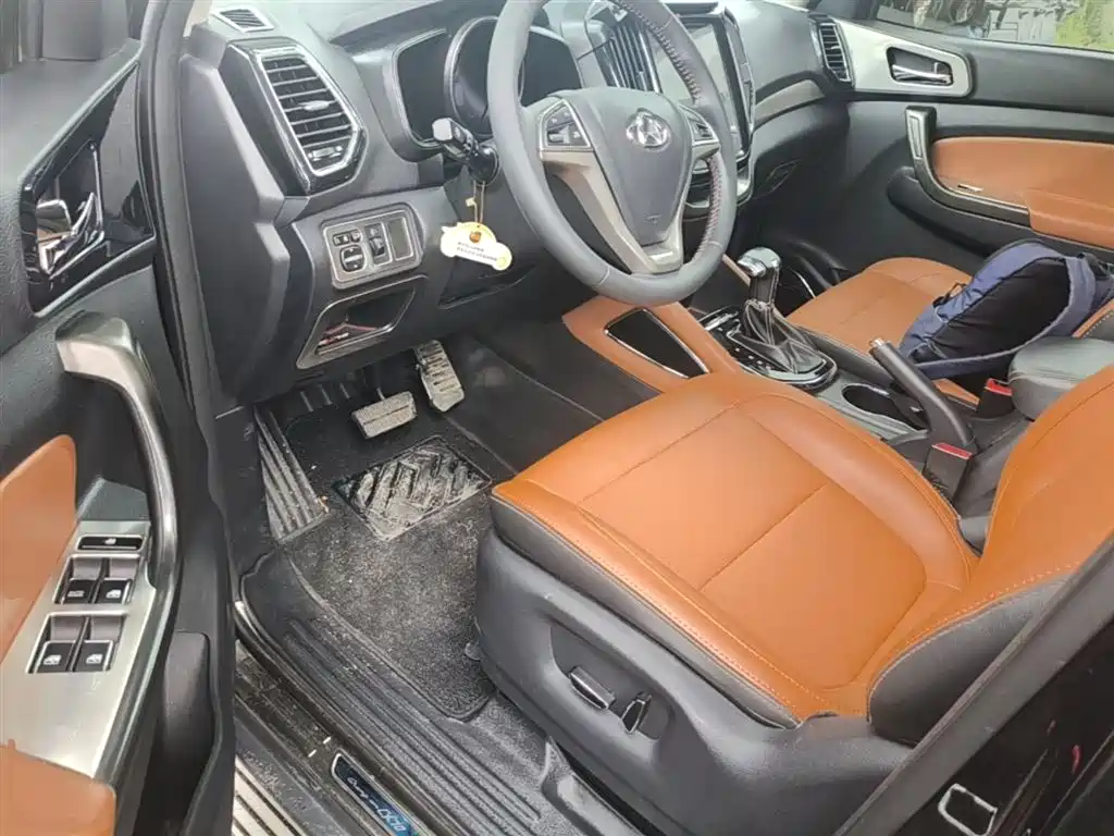Changan Oshan Changan Oushang CX70 2017 2017 CX70T 1.5T Automatic Zun Qing Edition