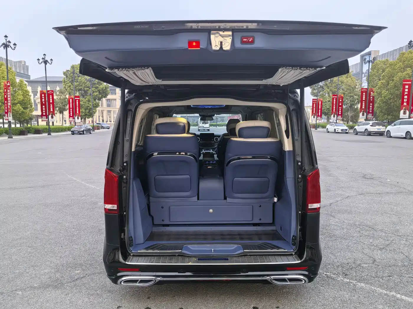 MERCEDES-BENZ V CLASS