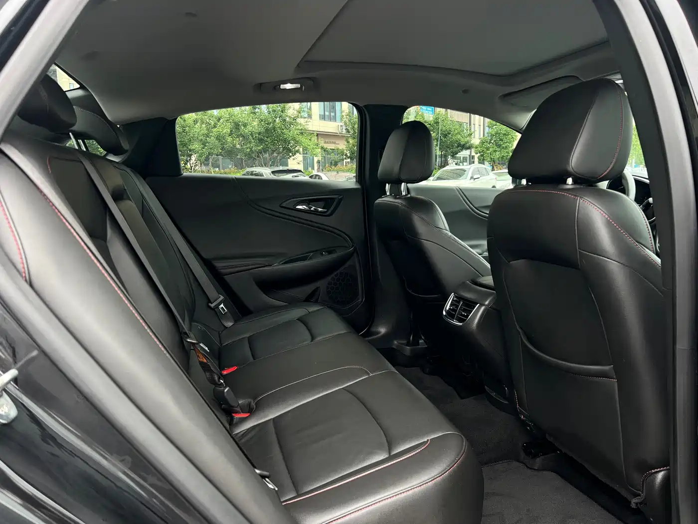 Фото 21 - Chevrolet Malibu XL