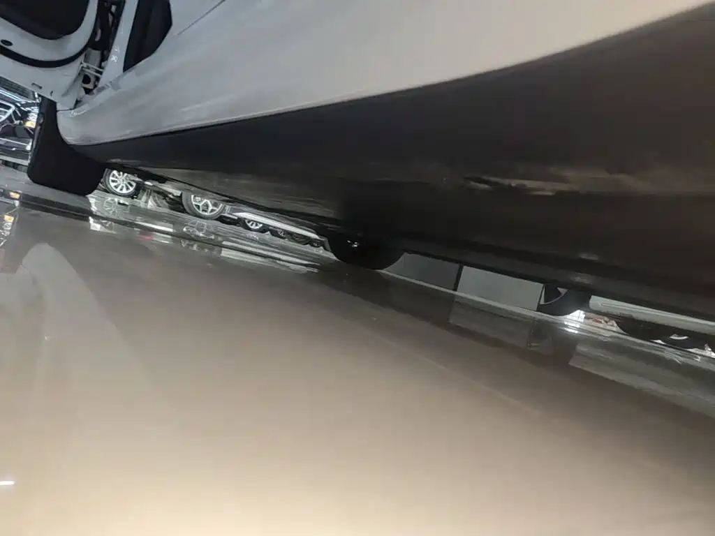 Фото 22 - Tesla Model 3