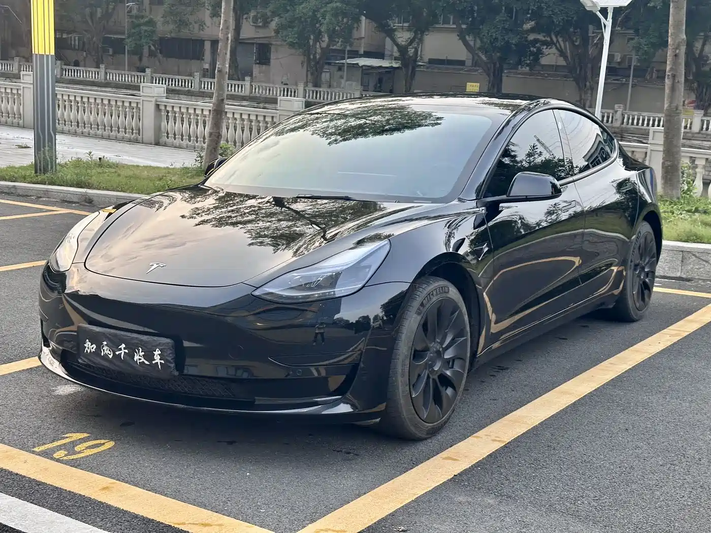 Tesla Model 3 2022 Model Rear-Wheel Drive Version