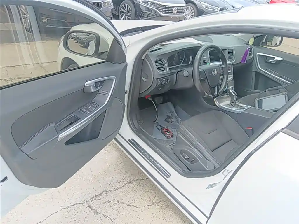 Volvo S60 2015 2016 S60L T3 Smart Edition