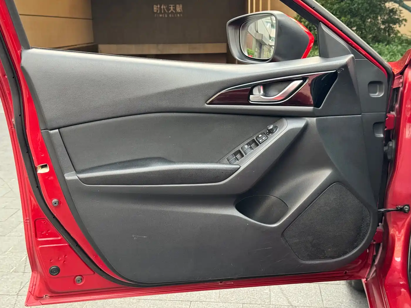 Mazda Mazda3 Axela 2014 2014 Sedan 1.5L Automatic Comfort